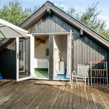 Slow Living By The Water On Sejero Feriehus *
